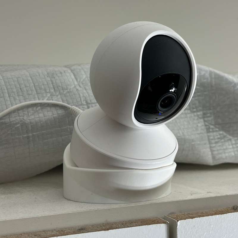 Wewnętrzna kamera bezpieczeńst – Eufy Camera E220 recenzja i cena